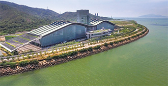 T▪PARK combines advanced technologies including sludge incineration, power generation, seawater desalination and wastewater treatment.