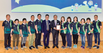 CEDVT received a certificate from the Secretary for the Civil Service, Mr Joshua Law Chi-kong (seventh right) at the Awards Ceremony in appreciation of their support and participation in the “CUHK Jockey Club Children Eye Care Programme”.
