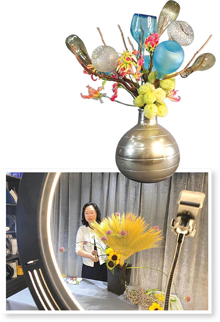 Mrs Chu together with her 14 students, joined the 2021 HKSTA Sogetsu Ikebana annual exhibition held at the Hong Kong Arts Centre and displayed their floral design works.
