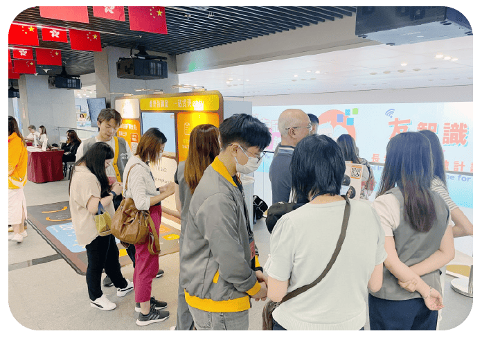 Many civil servants registered for eMPF on-site.