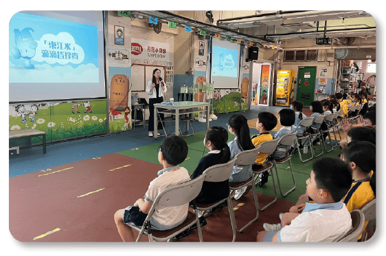 由水務署舉辦的內地考察團及校園專題講座。