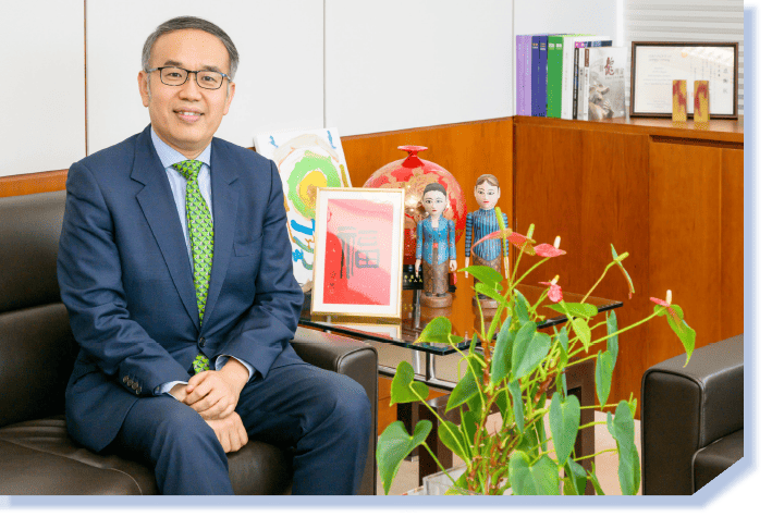 the Secretary for Financial Services and the Treasury, Mr Christopher Hui