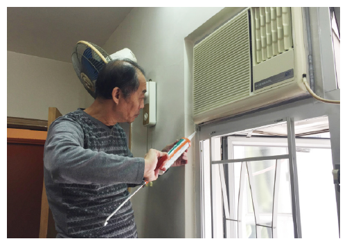 Mr Suen and the ArchSD volunteer team carried out simple home repairs for the elderly. 
